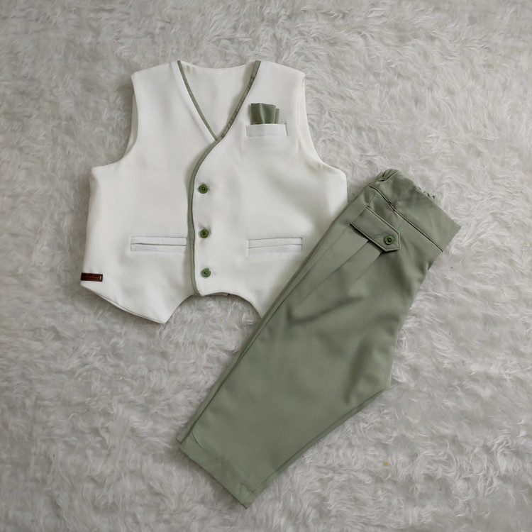 جلیقه شلوار بچگانه