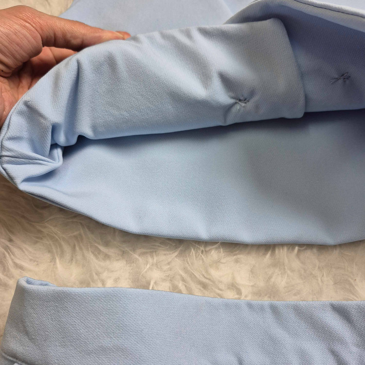 نمای داخل جلیقه ست پسرانه مجلسی با آستر تمیز