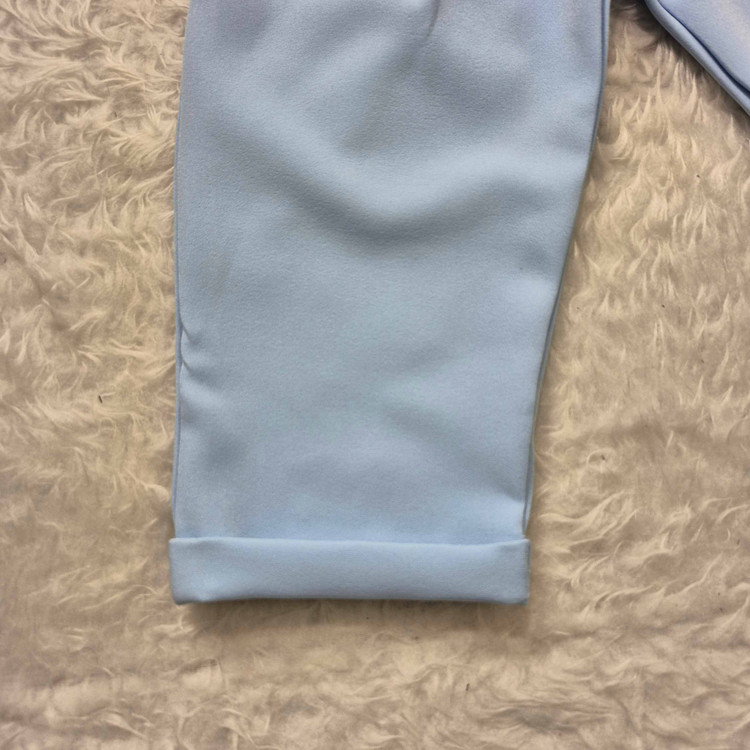 ست کت و شلوار رسمی پسرانه مناسب استفاده در فروشگاه اینترنتی